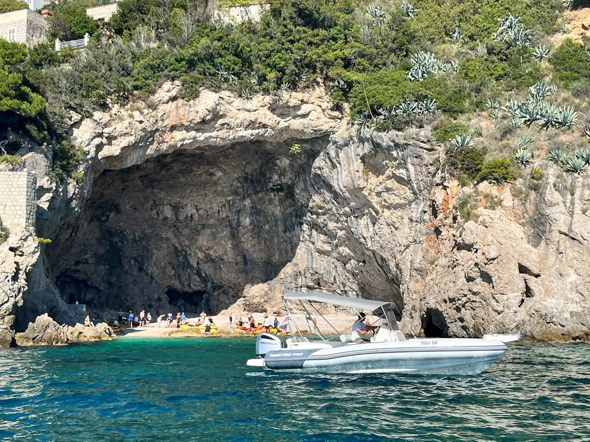 Lokrum & Betina Cave — photo 3